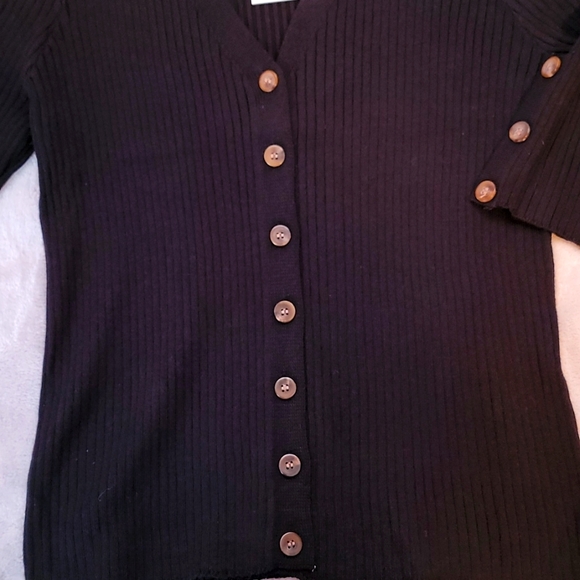 SHE and SKY Cardigan - Picture 2 of 4